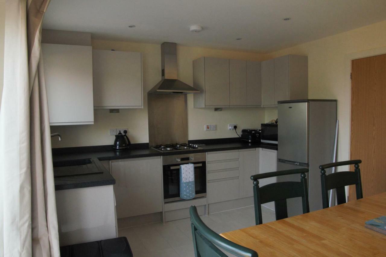 فيلا Bright Modern House Beside Snowdonia لانفيرفيخان المظهر الخارجي الصورة